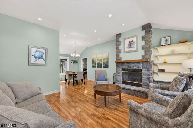 122 Runyon Ave, Piscataway Twp., NJ 08854