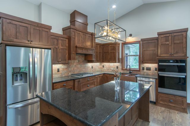 11775 Forestview Drive, Baxter, MN 56425