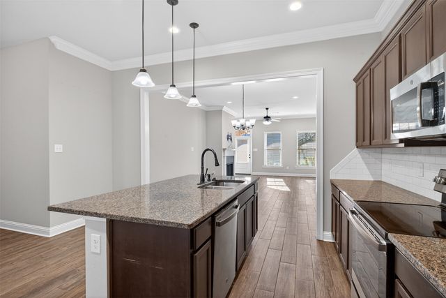 1552 Riverview Lane, Shreveport, LA 71104