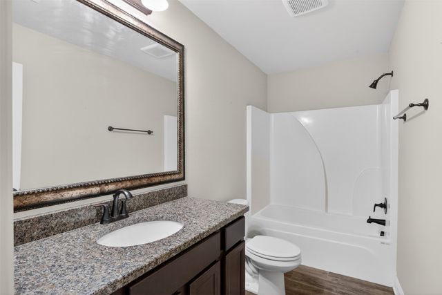 1552 Riverview Lane, Shreveport, LA 71104