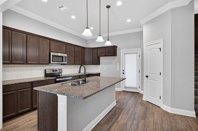 1552 Riverview Lane, Shreveport, LA 71104