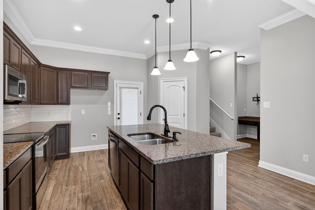 1552 Riverview Lane, Shreveport, LA 71104