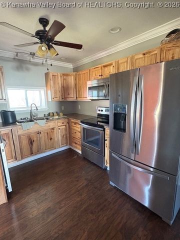 127 Margy Lane, South Charleston, WV 25309