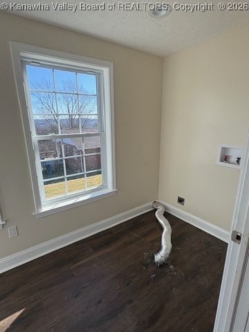 127 Margy Lane, South Charleston, WV 25309