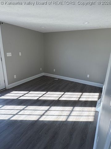 127 Margy Lane, South Charleston, WV 25309