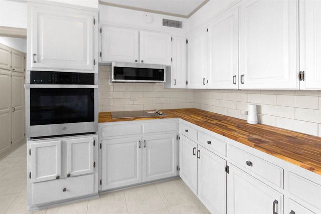 401 W 4th St, Tyler, TX 75701