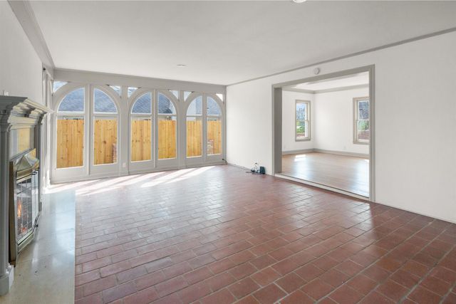 401 W 4th St, Tyler, TX 75701