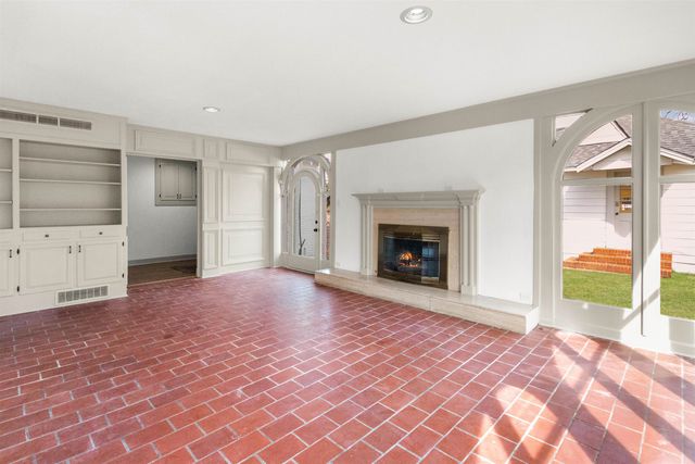 401 W 4th St, Tyler, TX 75701