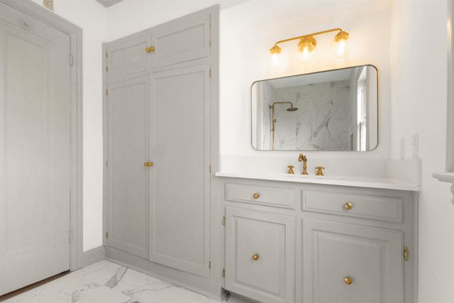 401 W 4th St, Tyler, TX 75701