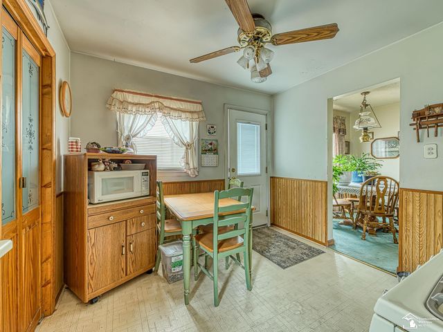18800 Wall Street, Melvindale, MI 48122