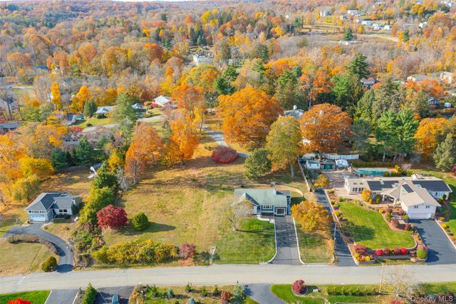 39 Susan Drive, Balmville, NY 12550