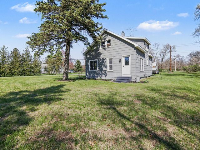924 S Wolf Lake Road, Muskegon, MI 49442