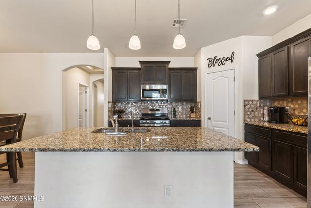 4222 Desert Bloom Drive, Las Cruces, NM 88007