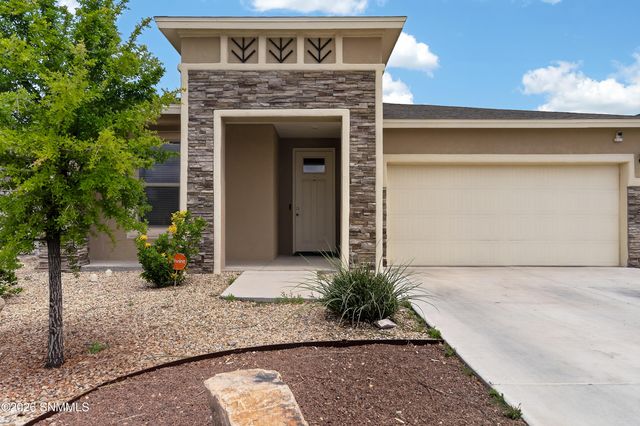 4222 Desert Bloom Drive, Las Cruces, NM 88007