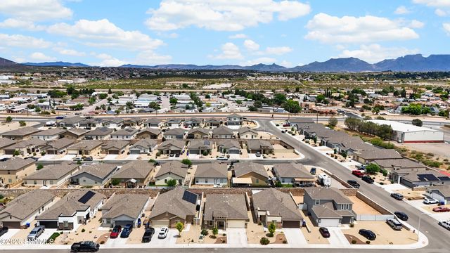 4222 Desert Bloom Drive, Las Cruces, NM 88007