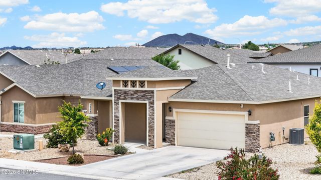 4222 Desert Bloom Drive, Las Cruces, NM 88007