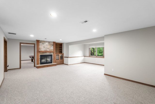 17 N Grand Mere Ct, Wichita, KS 67230