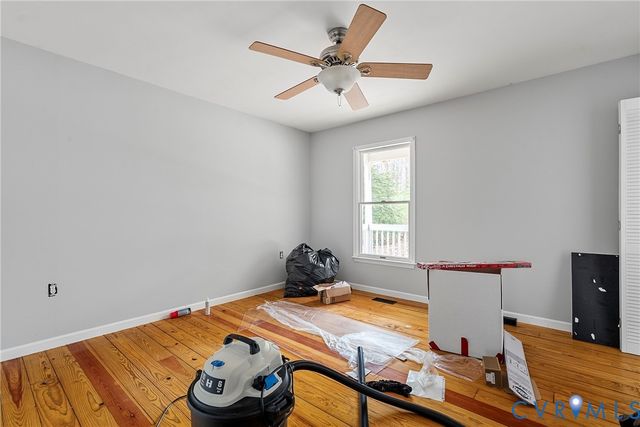 521 Scoggins Creek Trl, Hartfield, VA 23071