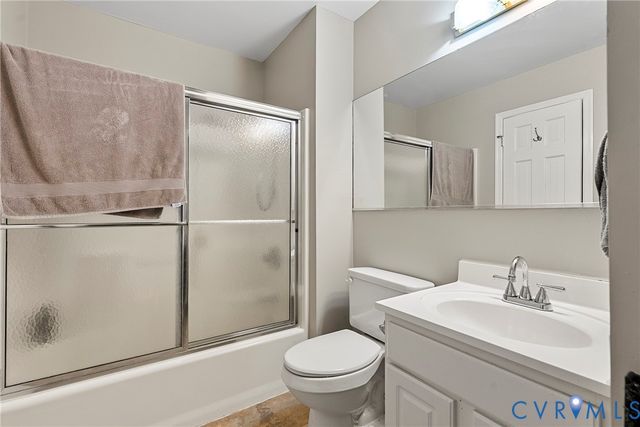 521 Scoggins Creek Trl, Hartfield, VA 23071