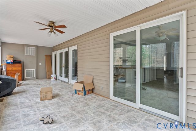 521 Scoggins Creek Trl, Hartfield, VA 23071