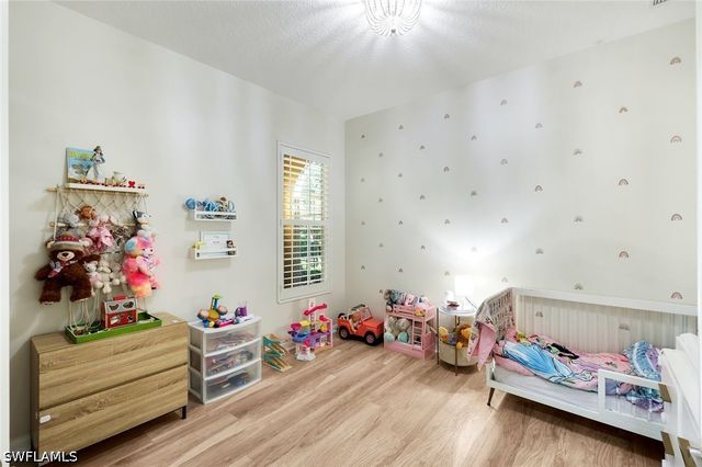 28032 Eagle Ray CT, Bonita Springs, FL 34135