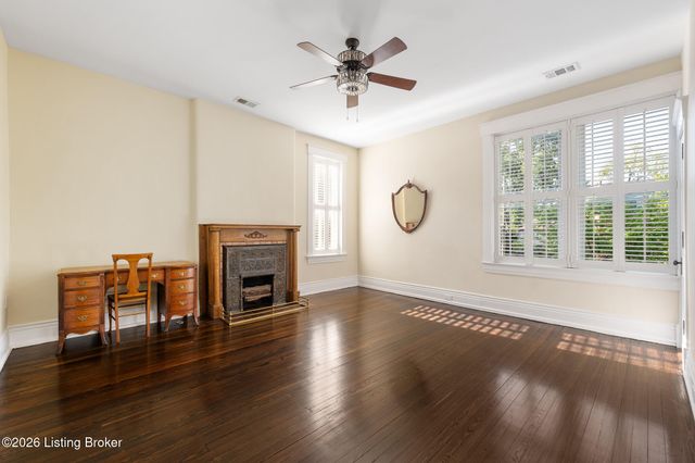 129 E Ormsby Ave, Louisville, KY 40203