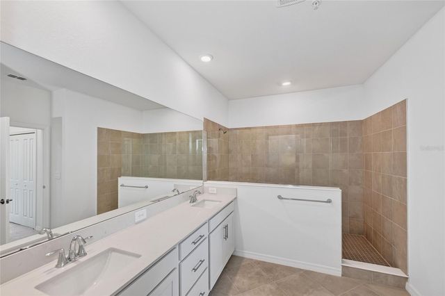 19226 CHERRYSTONE WAY 102, Bradenton, FL 34211