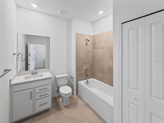19226 CHERRYSTONE WAY 102, Bradenton, FL 34211