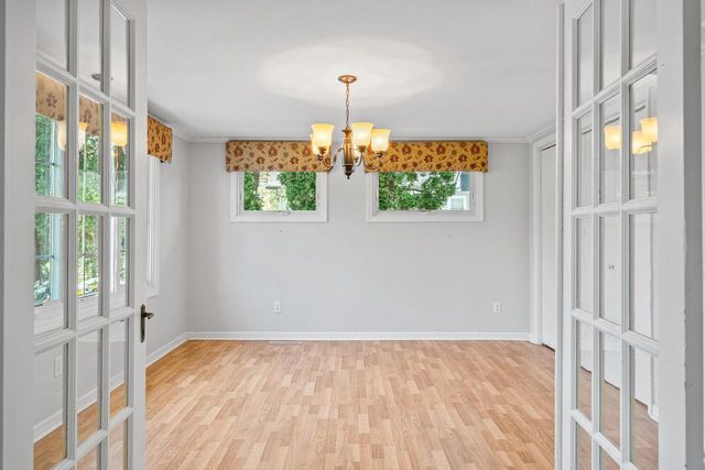 1010 Jenkins DRIVE, Fontana, WI 53125