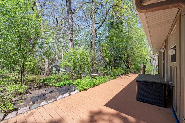 1010 Jenkins DRIVE, Fontana, WI 53125