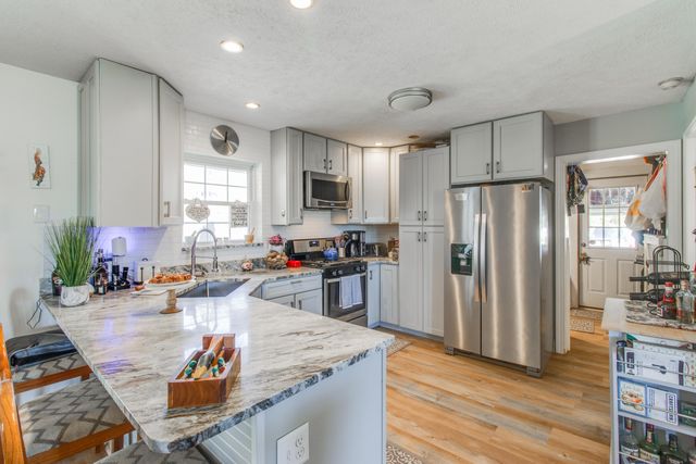 1080 Fox Young Road, Wagener, SC 29164