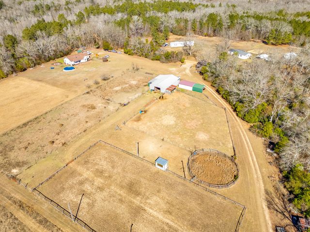 1080 Fox Young Road, Wagener, SC 29164