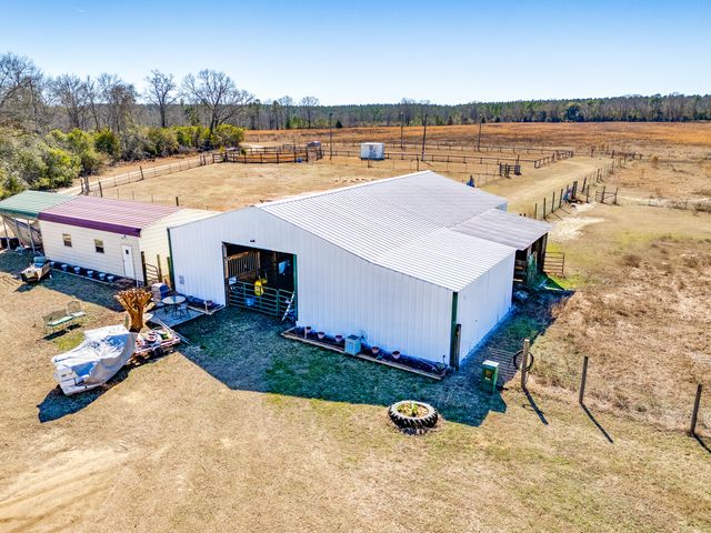 1080 Fox Young Road, Wagener, SC 29164