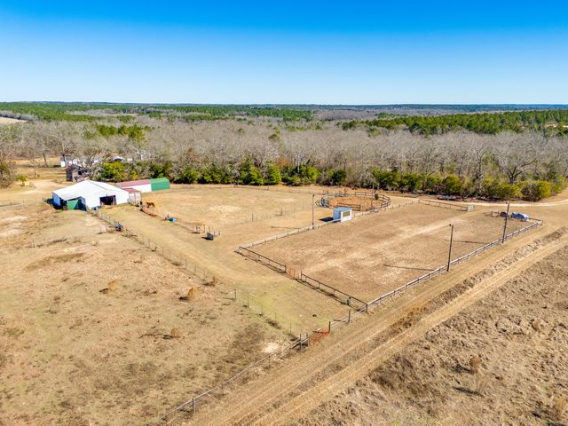 1080 Fox Young Road, Wagener, SC 29164