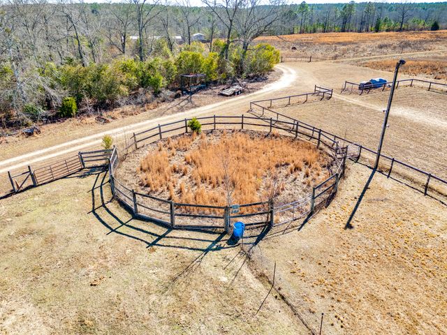 1080 Fox Young Road, Wagener, SC 29164