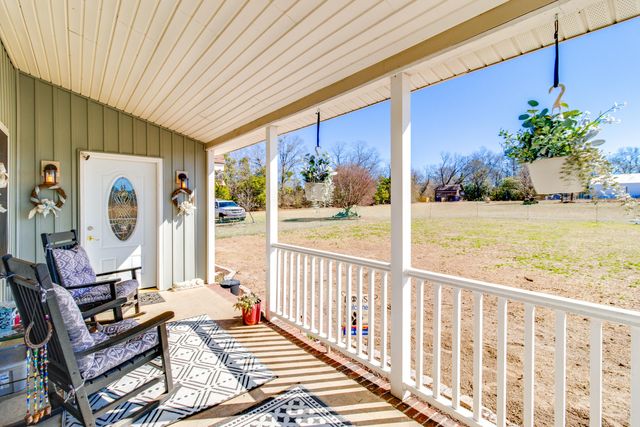 1080 Fox Young Road, Wagener, SC 29164