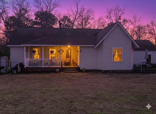 1080 Fox Young Road, Wagener, SC 29164