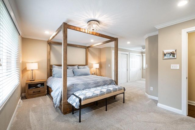 21710 W Ann Louise COURT, New Berlin, WI 53146