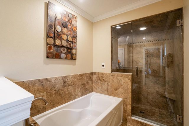 21710 W Ann Louise COURT, New Berlin, WI 53146