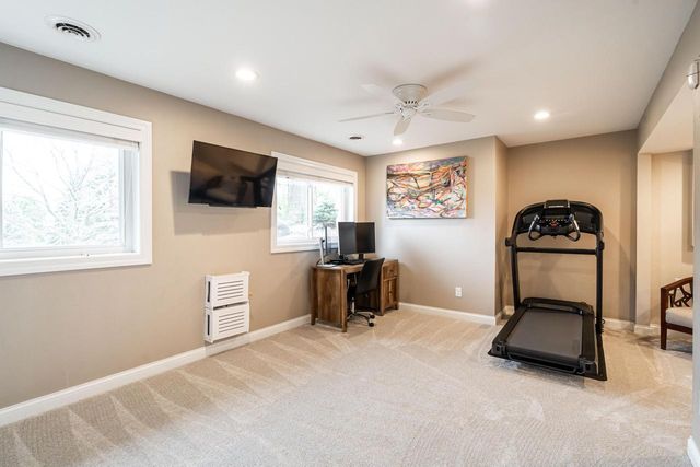 21710 W Ann Louise COURT, New Berlin, WI 53146