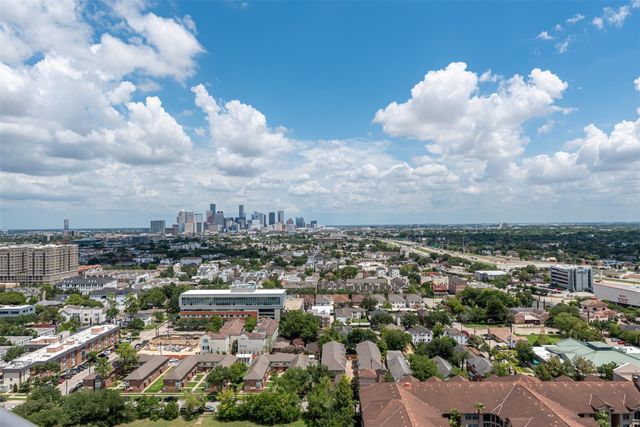 1701 Hermann Drive 25A, Houston, TX 77004