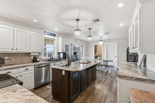 16145 EW 255th Road, Nowata, OK 74048