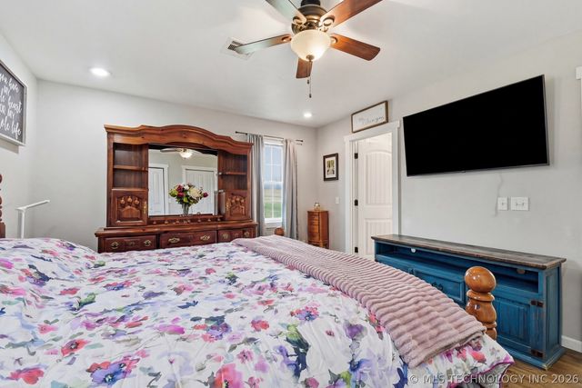 16145 EW 255th Road, Nowata, OK 74048