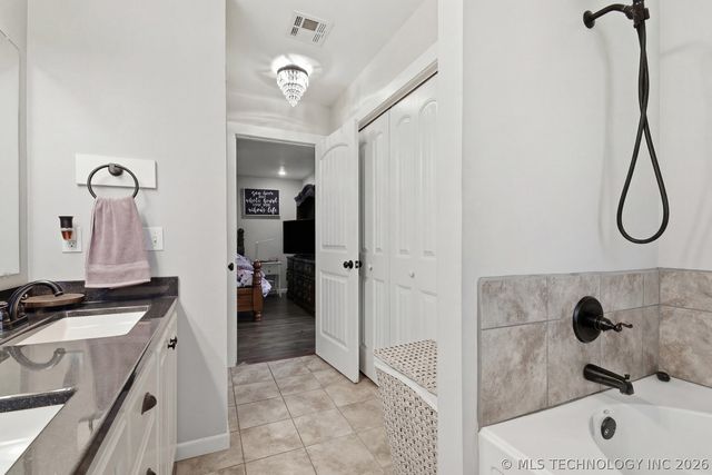 16145 EW 255th Road, Nowata, OK 74048