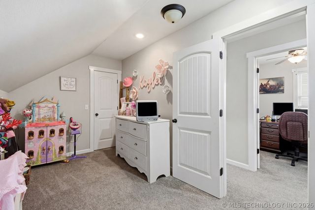 16145 EW 255th Road, Nowata, OK 74048