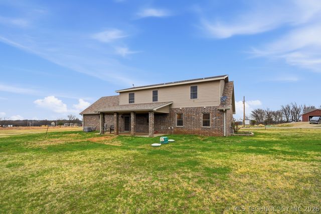 16145 EW 255th Road, Nowata, OK 74048