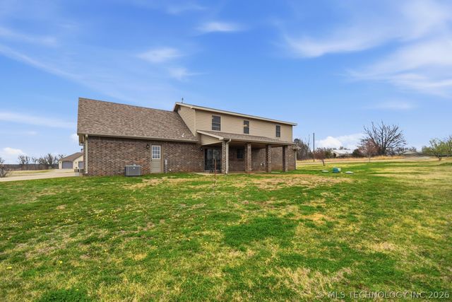 16145 EW 255th Road, Nowata, OK 74048