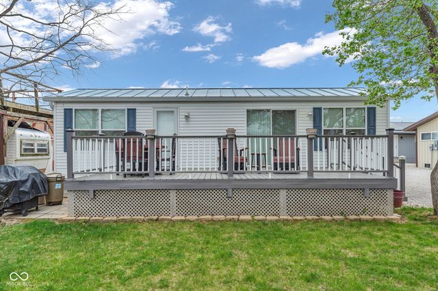 4016 Van Bibber Lake Estate, Greencastle, IN 46135