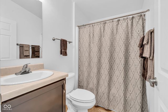 4016 Van Bibber Lake Estate, Greencastle, IN 46135