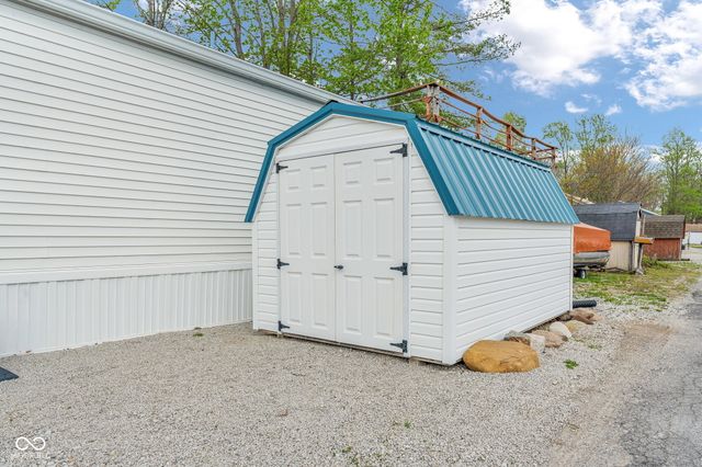 4016 Van Bibber Lake Estate, Greencastle, IN 46135